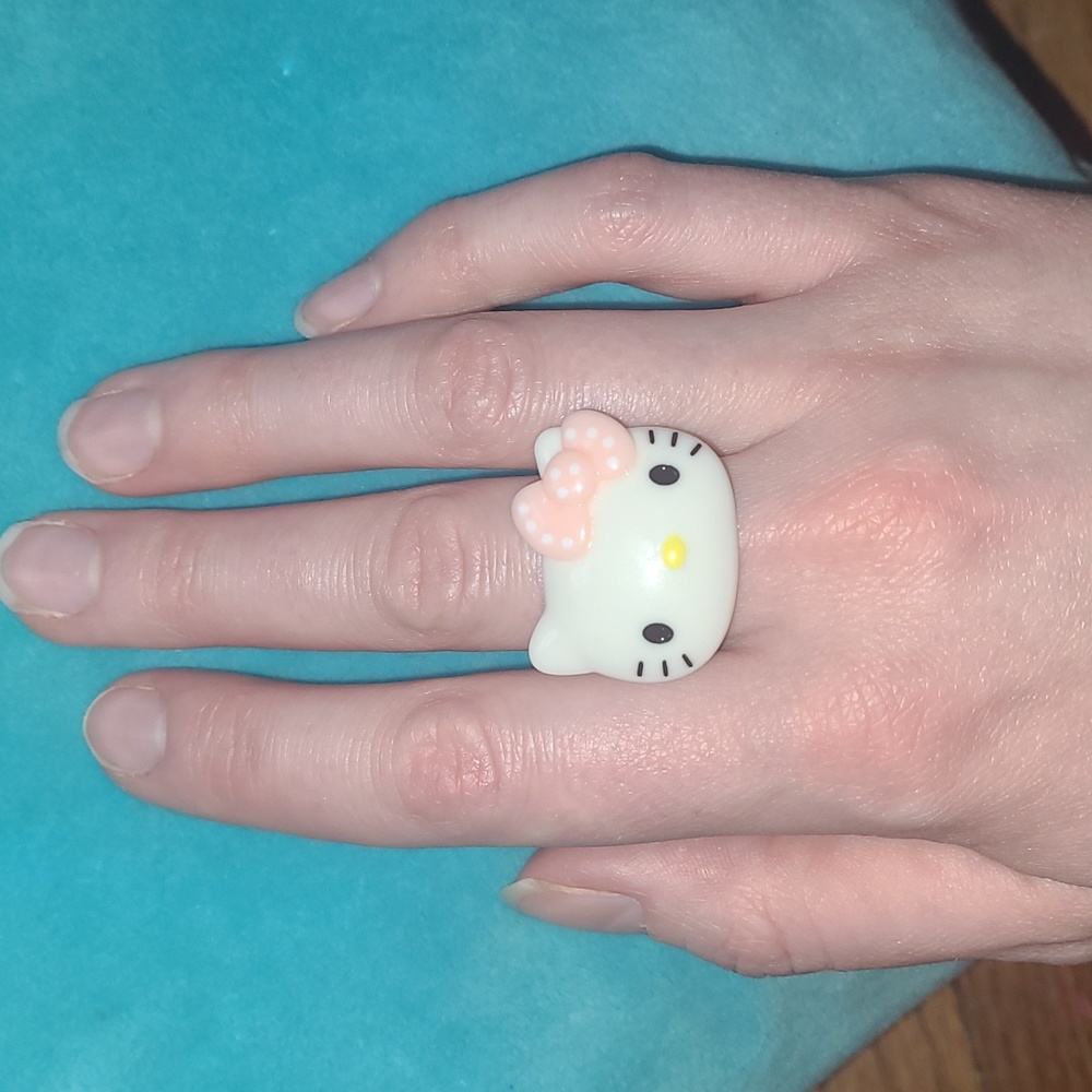 Hello Kitty Adjustable Ring